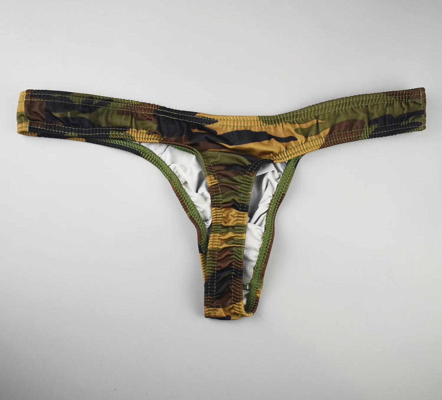 Slip tanga homme taille basse à imprimé camouflage 3D, poche enveloppante, tissu soyeux, respirant et confortable pour un usage quotidien ou les occasions spéciales