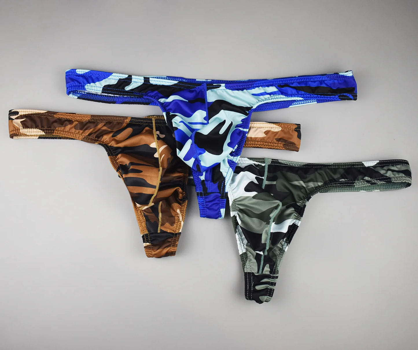 Slip tanga homme taille basse à imprimé camouflage 3D, poche enveloppante, tissu soyeux, respirant et confortable pour un usage quotidien ou les occasions spéciales